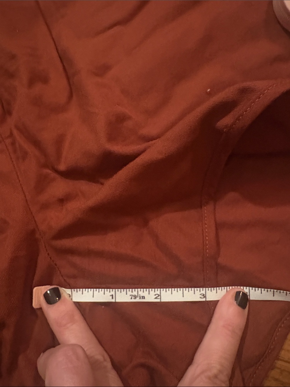 Two pairs: Madewell Women's pull-on olive Green & Rust Elastic Waist Shorts - Picture 5 of 5